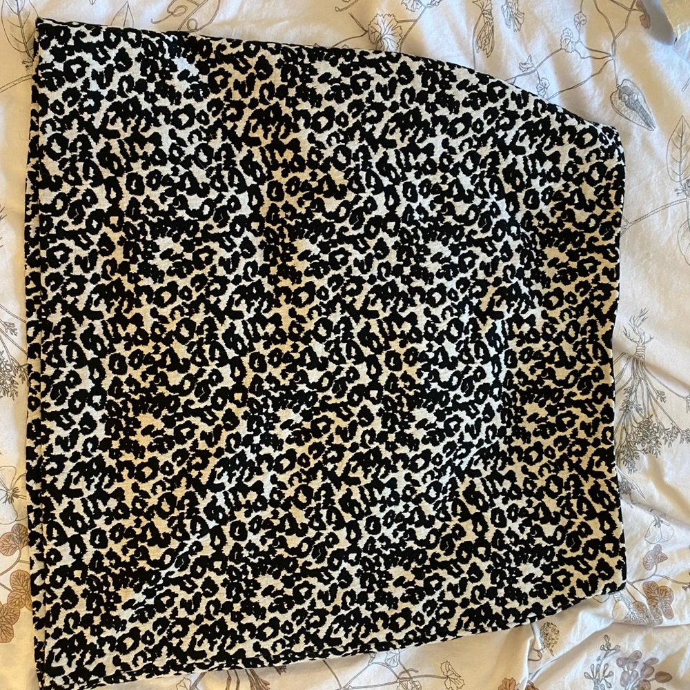 Express skirt size medium